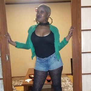 Meet your Posher, Dawn